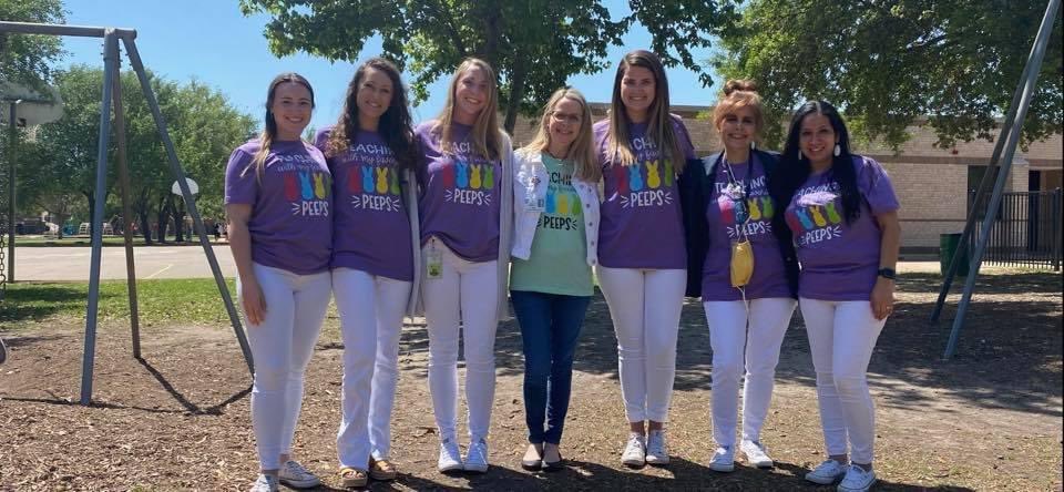 teacherglam's tweet photo. 1st Grade- Teaching with my Peeps! @BangElementary 🤍🤍 https://t.co/4TN67ofPup