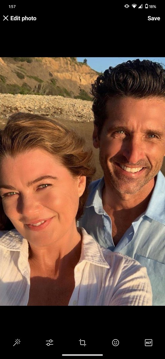 dempeogreyshep's tweet image. I CAN'T BELIEVE IT'S 2021 AND THESE SELFIES ARE ACTUALLY REAL 😭😭😭😭 #GreysAnatomy