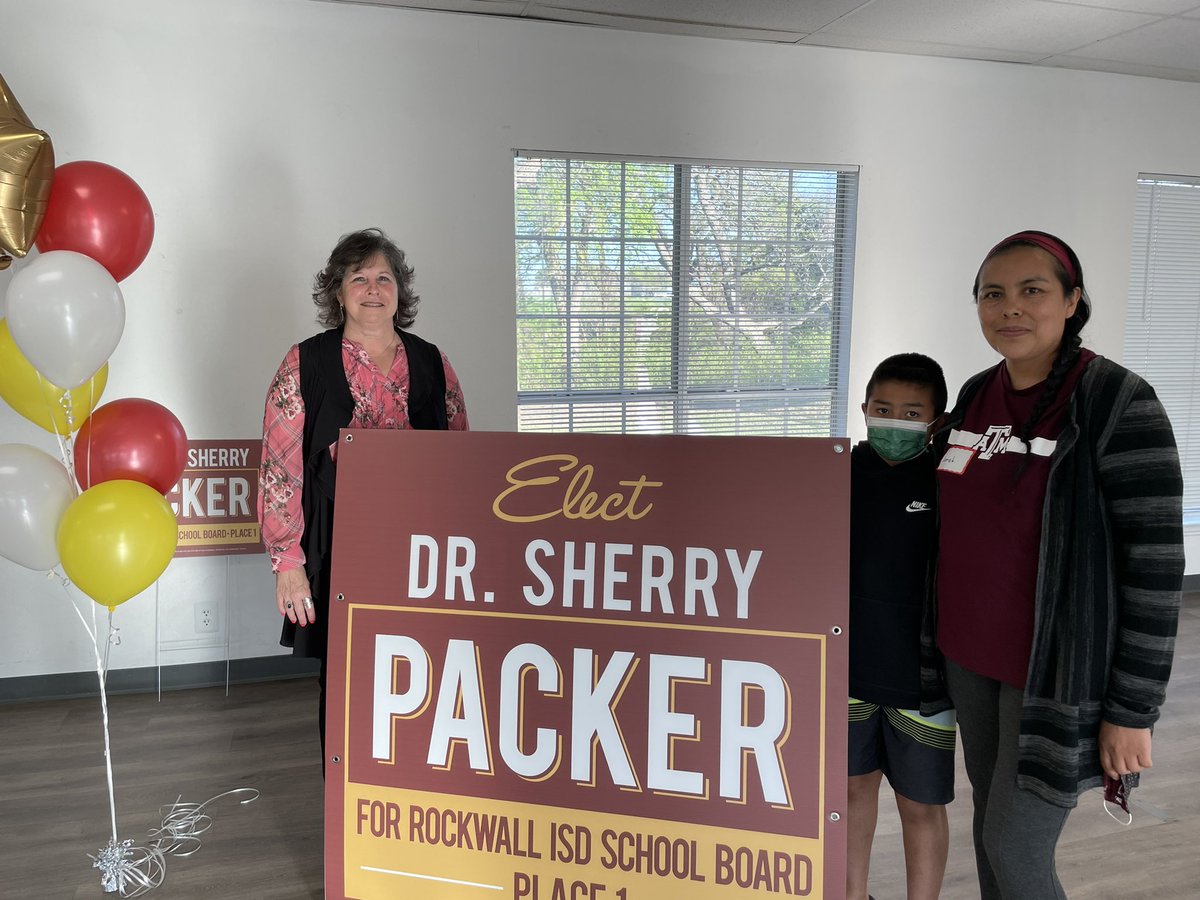 Packer4Progress's tweet photo. Thank you Debbie, Dixie, and Michelle for hosting a wonderful meet and greet last night! It was great to visit with everyone and meet some new people. Thank you for your support! #packerforprogress #OurCommunityOurKids https://t.co/YzTKhgZ3mt