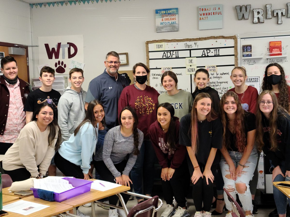MagnoliaHighTX's tweet photo. Hey Bulldogs! Please join us in celebrating Ms. Kristen Saldana....our 2020-2021 MHS Teacher Of The Year. She is the absolute best and a true shining star for everyone at MHS. #LoveServeCare #ALLINMHS  @MagnoliaISD https://t.co/1cyt75zrPS