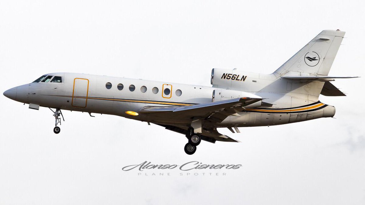 Spotters en acción el día de hoy. Fotos por Alonso Cisneros #volaris #falcon #bizjet #neo #a320 #dassault #fa50 #costarica #aviation #aviacion