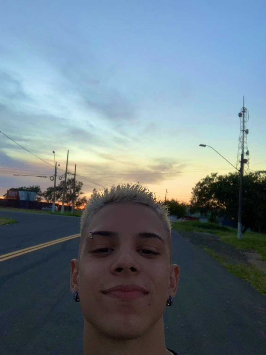 daantas02's tweet photo. céu bunitu né https://t.co/0v9CZ3xzjT