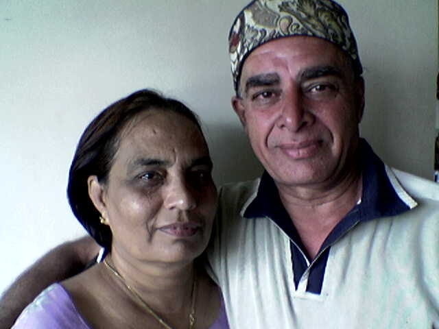jsn_khera's tweet photo. Happy anniversary mom &amp; dad 🎉🎊🎈🥳🎂🥂😍💝😊 https://t.co/pglXrGQesC