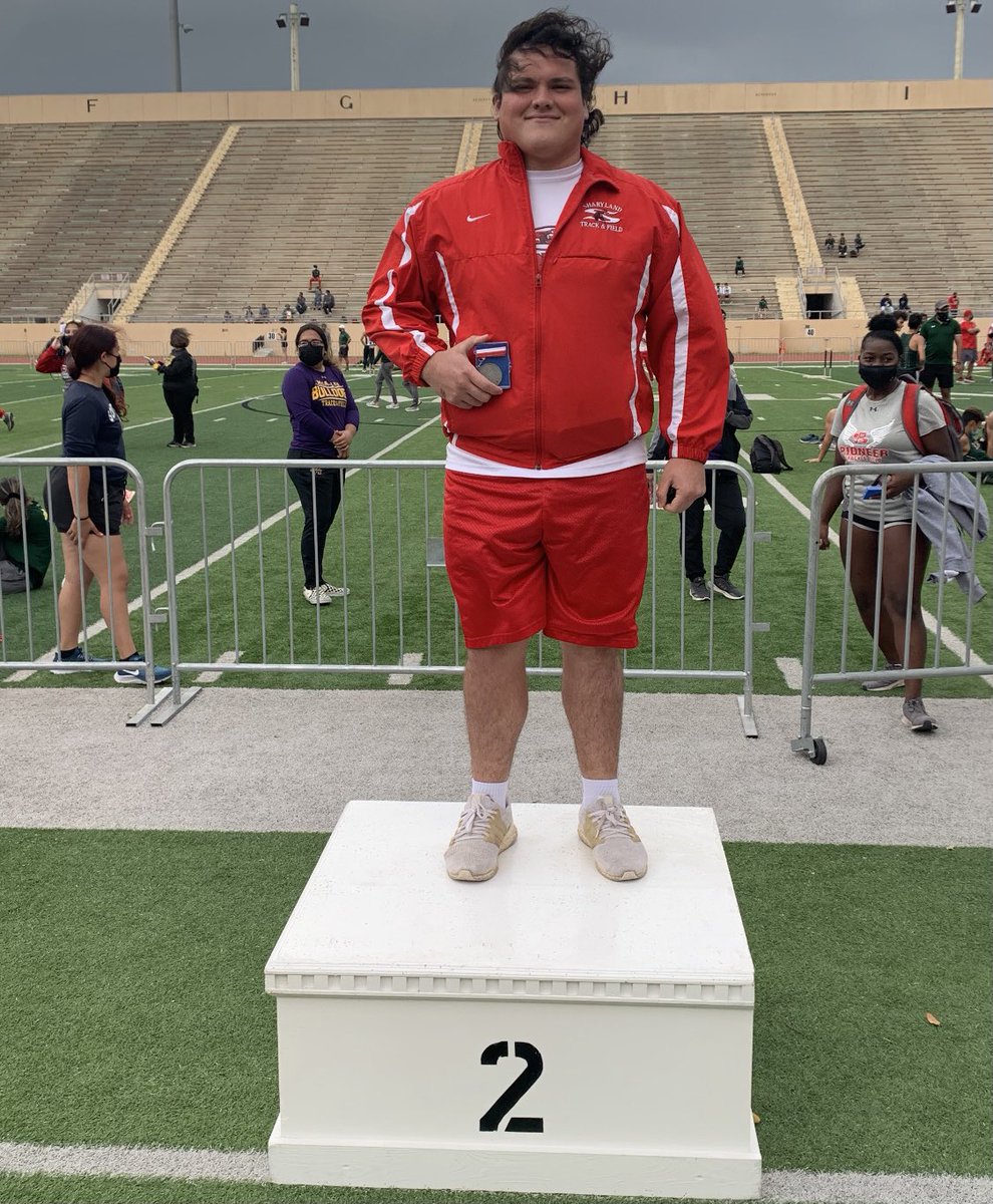 SharylandTrack's tweet photo. Javi with a 2nd place finish at the 31-5A District Meet in the Shotput. Good luck at AREA! #WAR #ThrowSHS #hardworkpaysoff https://t.co/dAuxV0Fd96