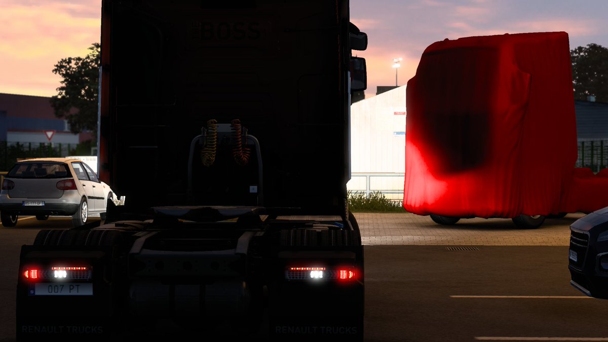 HSaias's tweet photo. In a World first, Renault Trucks will launch it's renewed T model exclusively in the virtual world...
The new truck is already under wraps in every Renault stand across Europe in Euro Truck Simulator 2.

#RenaultTrucksEvolutionIsComing @SCSsoftware @RenaultTrucksCo https://t.co/AU9qEjFcFs