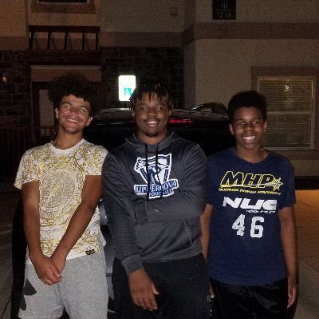 978markus's tweet photo. @HuskersMad @JuventinaHannah @SportsCenter Do they know who you really are when you talk on Twitter asking for a friend?🤔 https://t.co/gVmxViYMuO