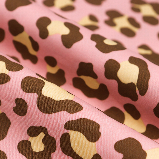 liujiawui's tweet photo. Leopard Print Cotton Printed Canvas Curtain Garment Fabric Cotton Printed Canvas.
@Etsy https://t.co/Apd95pRNDg #Electromagneticwave #shield #Coppercloth #Protectivefilm https://t.co/3T5V03mXWZ