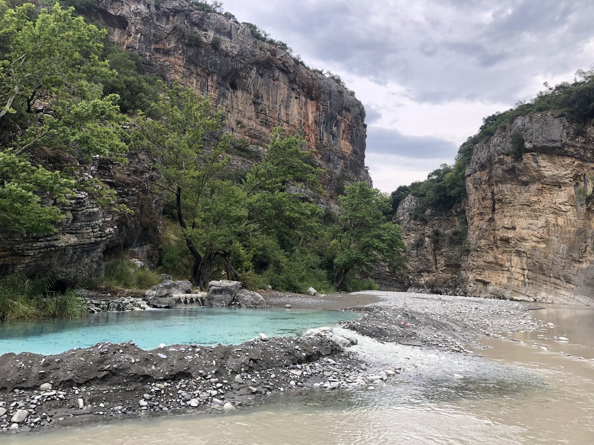 fationplaku1's tweet photo. Ujrat termale. Leskovik. Kolonje. Albania
#thermalwater #leskovik #kolonje #albania #hiking #wildplace #traveltheworld #adventuretime #getaoutside #outdoorphotography #instagram #insta #followme #river #canyon https://t.co/8yCIjurNwJ