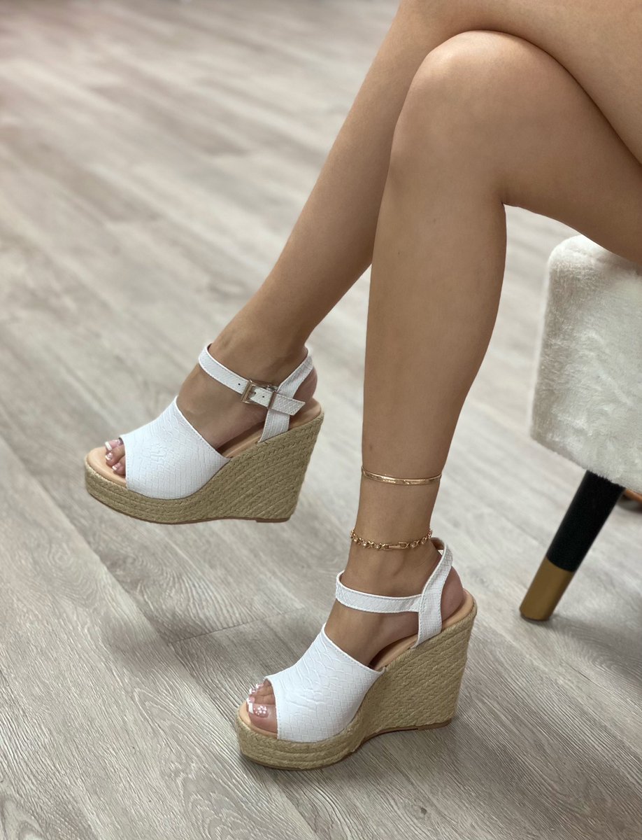 Follow us on IG for more updates 🛍💞