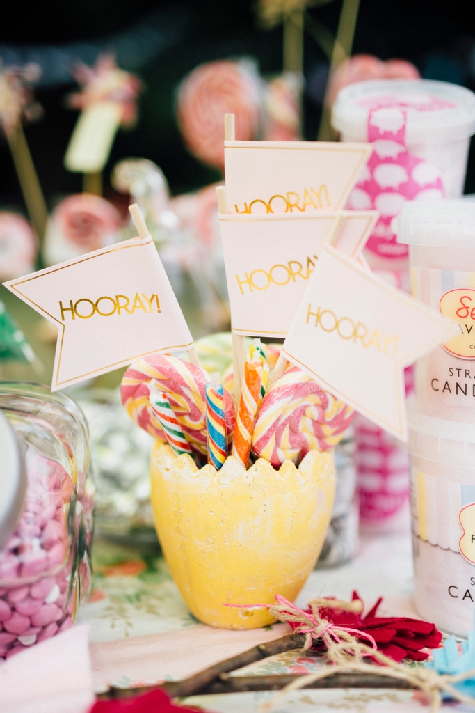 🐣 H A P P Y   E A S T E R 🐣

Happy Easter, lovely followers 🥰  We hope you enjoy a wonderful weekend with your families and lots of sweet treats 🍫 🍭

📸 Liam Smith Photography 

#easter #happyeaster #weddingsweets #weddings