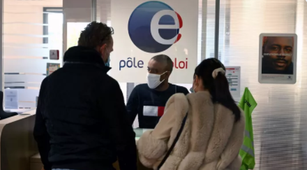 Alliance_Loire's tweet photo. 🔴En France, 1,5 million de 15-29 ans étaient sans emploi ni formation en 2019. La réponse de nos politiciens européistes, faire venir des centaines de milliers d'africains de 15-29 ans sur notre territoire. 🔥
https://t.co/u0pMLd89bm https://t.co/ICOzVx9LeC