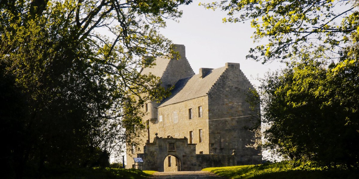 Heartbox_Scot's tweet photo. May’s Heartbox – ‘Dinna Fash’
In May we take inspiration from our favourite Scottish series – Outlander!
Outlander brings our Scottish heritage to life and that’s exactly what we will do with this month’s Heartbox.
#outlander #outlandergifts #scottishgiftbox #dinnafash https://t.co/rXwSzNk4EW