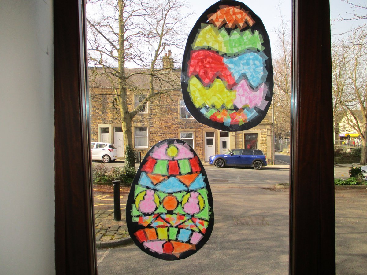 LancsLibraries's tweet image. Look at our fabulous #SpringWindows Easter eggs display created by Paddy age 8 and Tiger Lily age 6 for #BarnoldswickLibrary #Easter2021