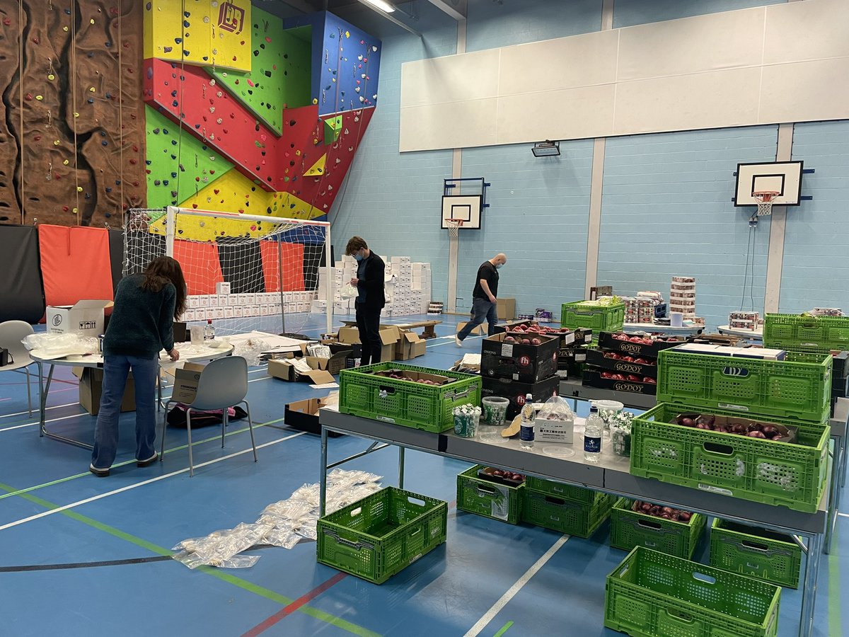 BDYouthZone's tweet photo. Final preparations ready for today’s #ZoneToHome deliveries. A huge thank you to our incredibly kind patrons, who are volunteering their time today to help with deliveries!
🧡 @SagarIns
🧡 @TotallyWickedUK
🧡 @NapthensOnline
🧡 @crownpaints
🧡 @FaganWhalley
See you soon!🧡 https://t.co/Z3oio84tyX