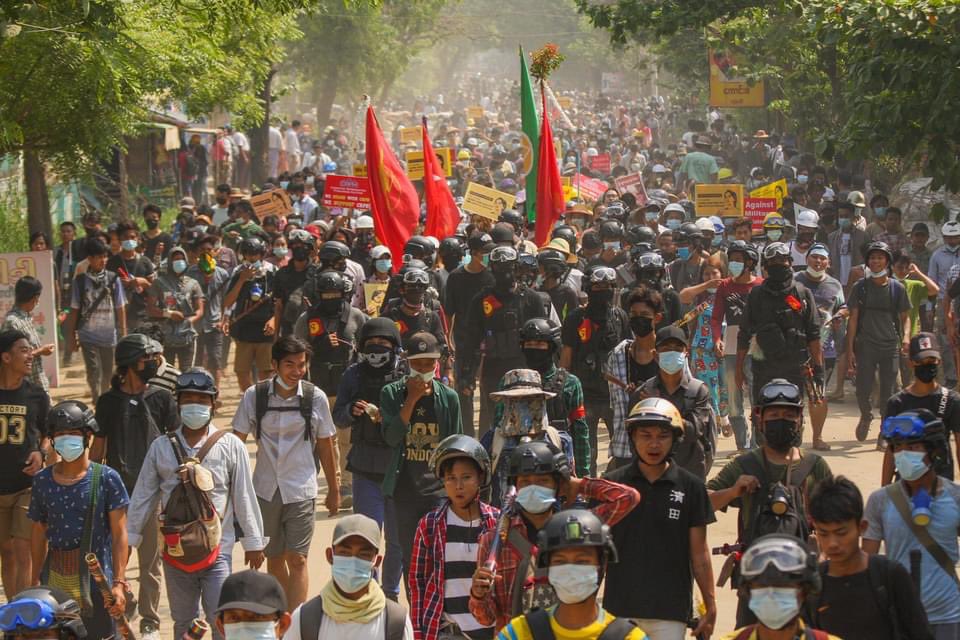 MayMon51753627's tweet photo. Today's Spring Revolution from Monywa. ✊✊✊
They still successfully continue their Revolution even though have so many crack-down.

#WhatsHappeningInMyanmar
#Apr2Coup
#InternetShutdown https://t.co/NdRktm1bkg