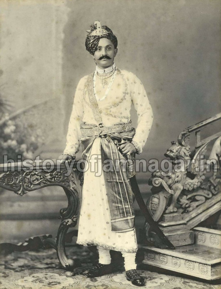 JamnagarHistory's tweet photo. જેમની યાદ માં રણજીત ટ્રોફી રમાય છે એવા ઉત્તમ ક્રિકેટર અને જામનગર ના રાજવી જામ રણજીતસિંહજી જાડેજાની પુણ્યતિથિ પર શત્ શત્ નમન.
#nawanagar #jamnagar #ranjitshinhji #ranjitrophy #history #historyofjamnagar #deathanniversary #nawanagarstate #halar #kathiyavad #saurashtra https://t.co/wwuSLrgkVx
