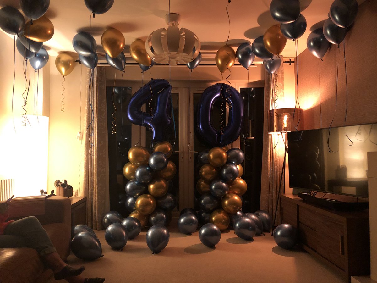 Greg_Wheeldon's tweet photo. @DardiJeevan ... fantastic surprise when I got back. Thank you so much!   Think you made a mistake with the number though 🤷‍♂️😂 #40today https://t.co/7ogwJV4UlP