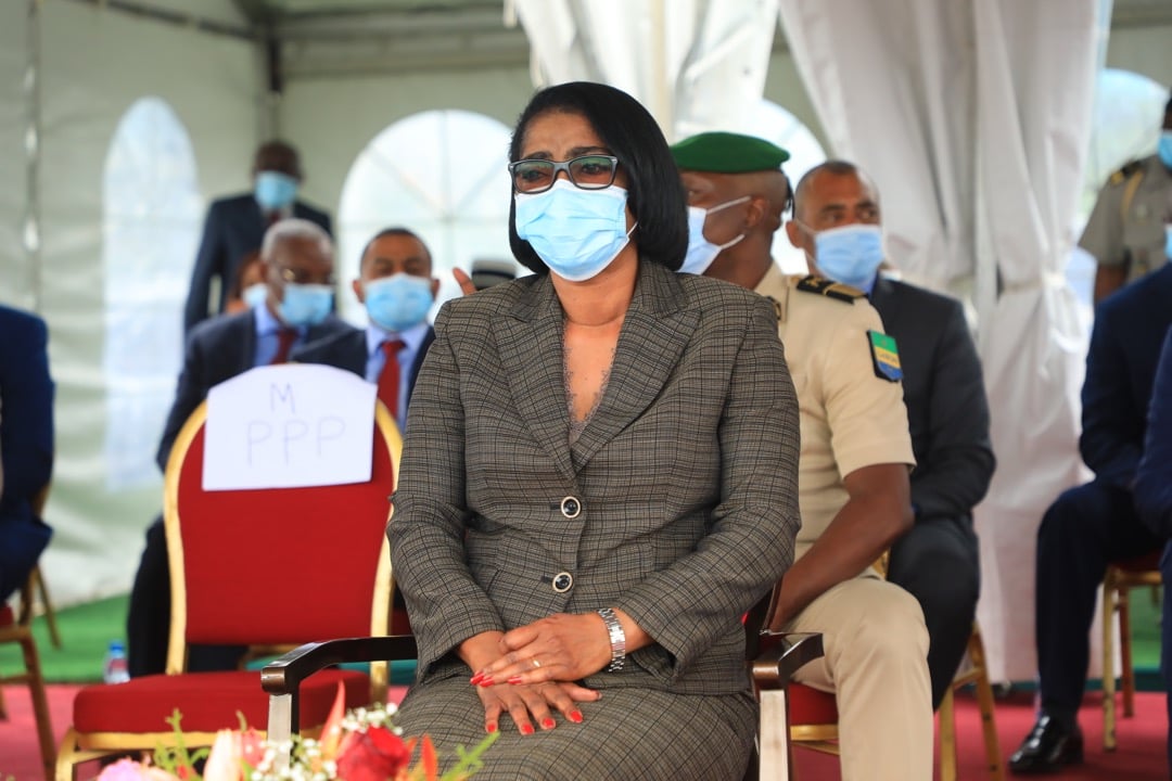 Au Gabon, la longue et difficile marche en faveur de l'égalité femme-homme se heurte au conservatisme d'une partie de la société et à l'opportunisme de l'opposition - lalibreville.com/au-gabon-la-lo…