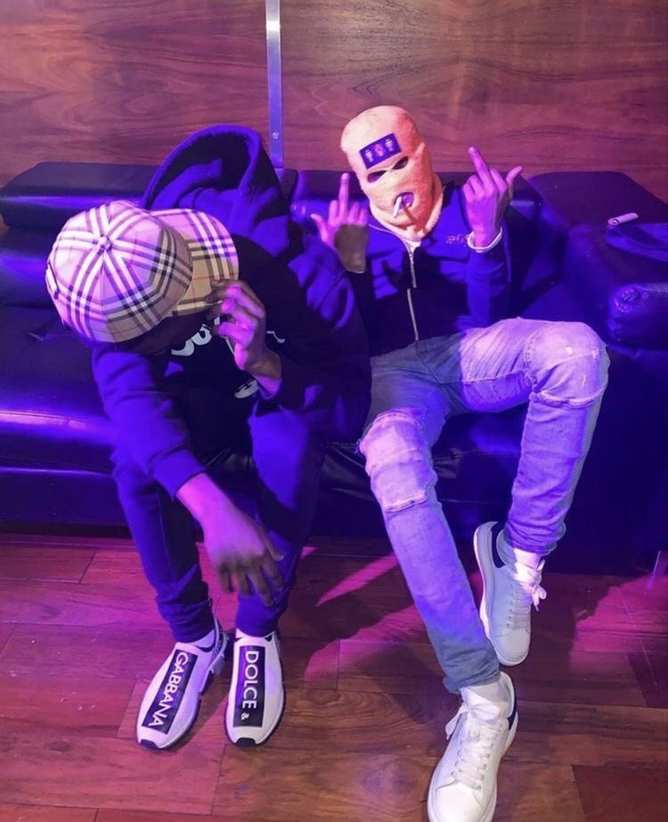 MasterChucki's tweet image. About night 💯🍾