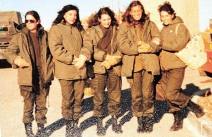 GabyPresta's tweet image. Ellas también estuvieron. #Malvinas #2deAbril