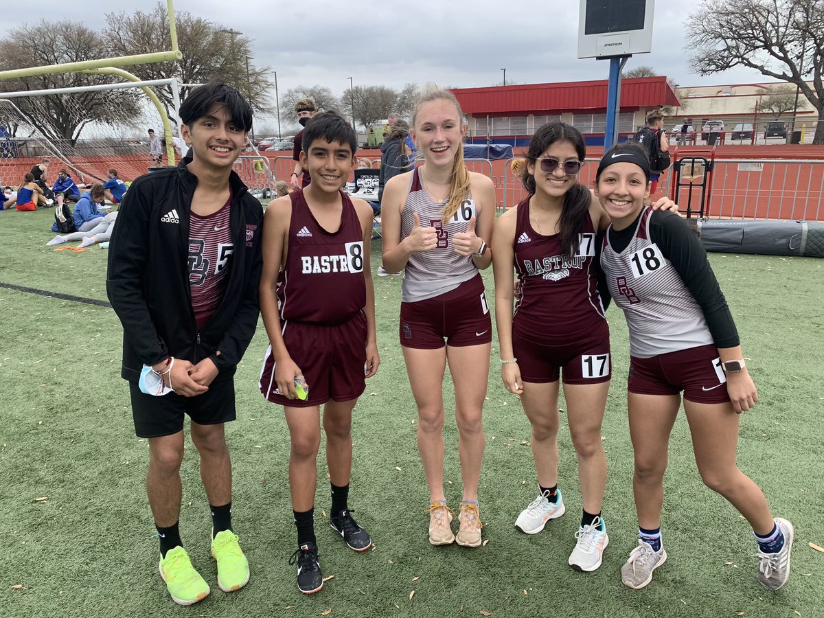 BastropXC's tweet image. Congratulations to Anayeli Galvan, Louise Hager, Caty Medici, Sophia Altamirano, Kristen Arias, and Carlos Torres on their PRs and great finishes at the 2021 18-5A district track meet this week!  Great job Bears!! #distancerunners #xc #track #multisportathletes