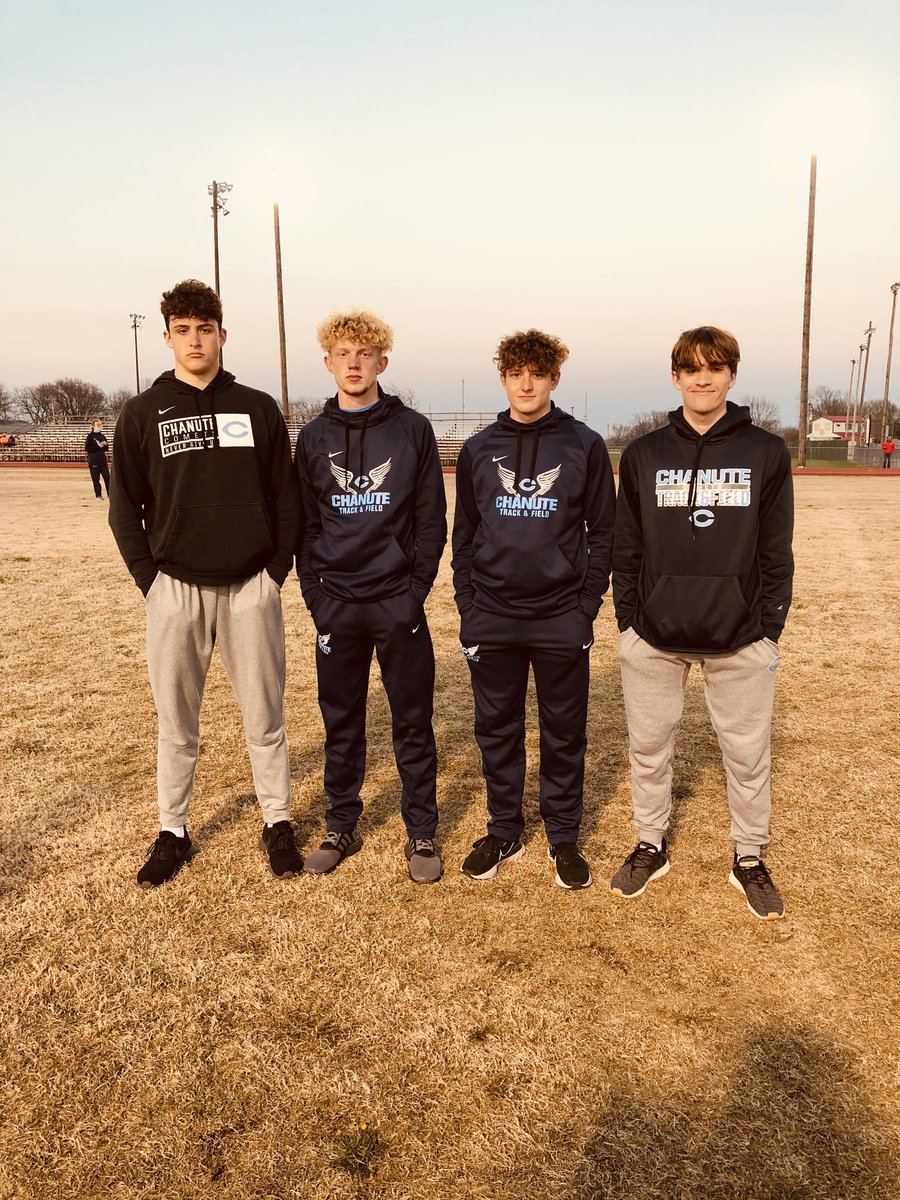 First meet and first team victory for the boys team! Great job Comets!!!!