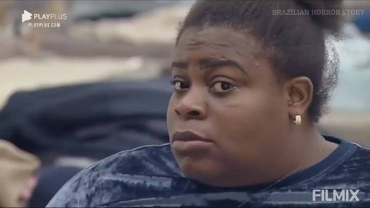 juuhbenicio_'s tweet photo. Eu vendo esse povo que não tá dançando ganhando vantagem em cima da Juliette 
#TeamJuliette #bbb21 #ProvaDoLider https://t.co/6EluMzHYL2