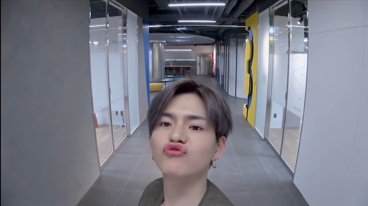 𝙗𝙖𝙗𝙮𝙩𝙞𝙜𝙚𝙧 ✿ tweet media
