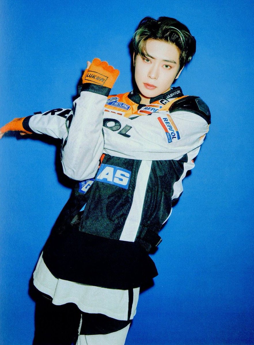 ً (@jjhlooks) on Twitter photo 