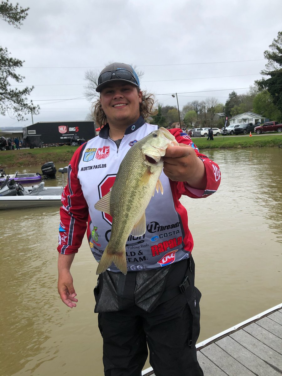 OhioStateBass's tweet photo. Two of our teams traveled down to Tennessee for the @MLFBIG5official College Open on Chickamauga, and unfortunately it was another event marred with boat problems.  The guys are looking to rebound at the @bassmaster event on Lewis Smith Lake, so stay tuned as our season picks up! https://t.co/ryaKjZ19SA