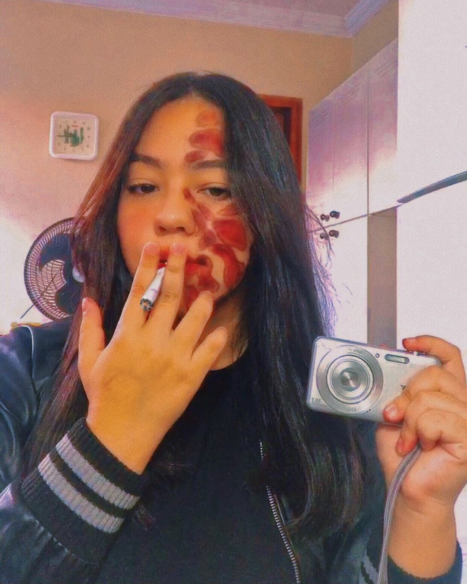 clngsun's tweet photo. #KAISER 🚬: bonito o periquito!
{ #aopselfieday #aopsd #desconjuracao #aordemparanormal } https://t.co/QCLckyIrVI
