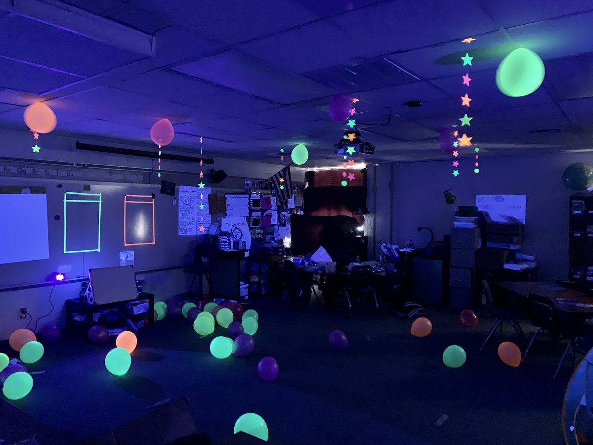 Silas_AMS's tweet photo. There’s nothing quite like a glow party to finish off review week for the writing STAAR! #playtolearntoplay #bethelight @HumbleISD_LLE @MsBenton_LLE_AP @LuciSchulz1 @ElizabethFagen @BurkeMeggan @HumbleISD @Humble_ElemELA #texasstaar https://t.co/NQ8I9t3sj9