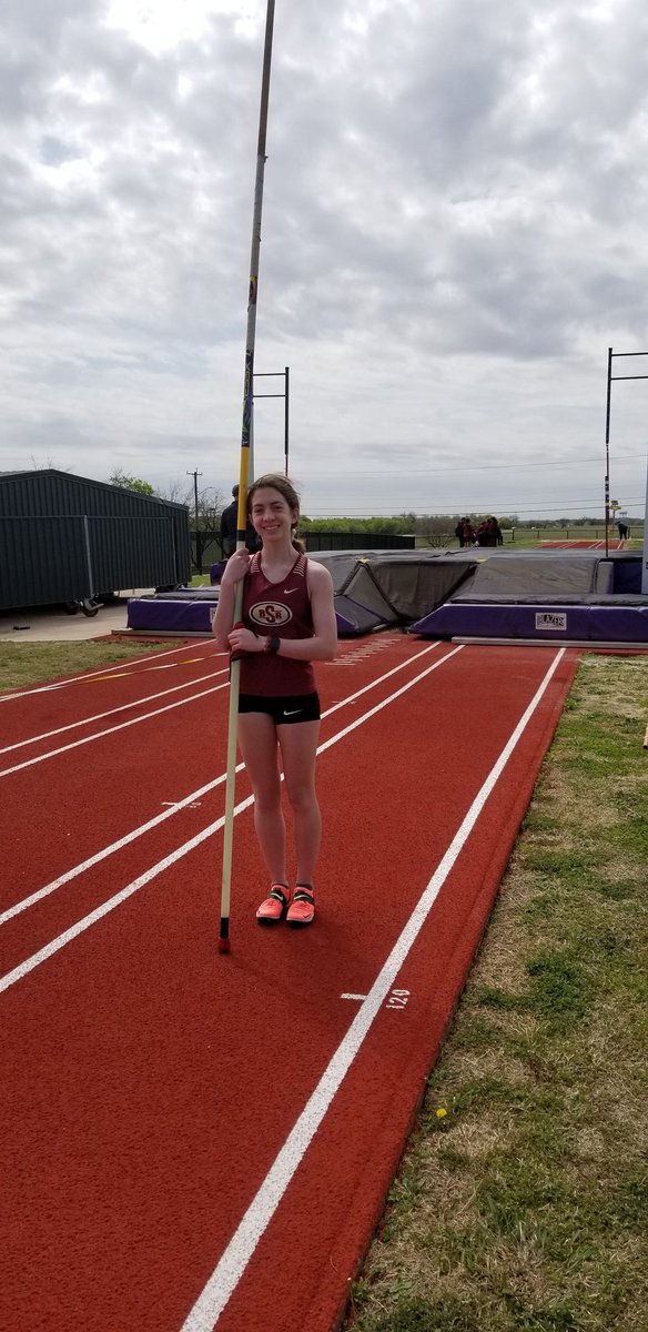 Cross Country/Track athlete Logan Roberts is your Varsity Girls District 7-5A Pole Vault Champion!! Way to go, Lo!! ❤🥇 #XC #Track #COMPETE #hardworkpaysoff #ProudCoach #RiderNation