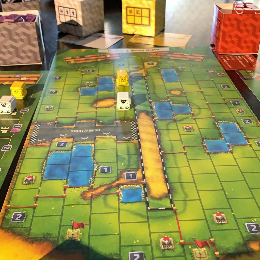 thegamesplainer's tweet photo. Game 121/2021 #andyetanotheryearofgames #cubitos #alderacentertainmentgroup #bgg #boardgames #boardgamenerd #boardgamegeek #boardgamesofinstagram #tabletopgames #gamenerd https://t.co/A87Q87NZoQ https://t.co/VzNHoZXlCf