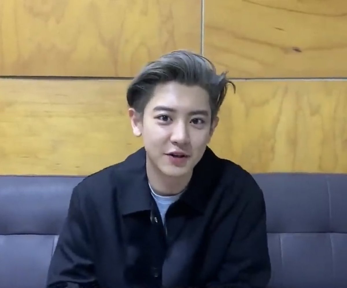 จงอวยชานยอลให้มากกว่าที่พี่เขาอวยตัวเอง tweet media