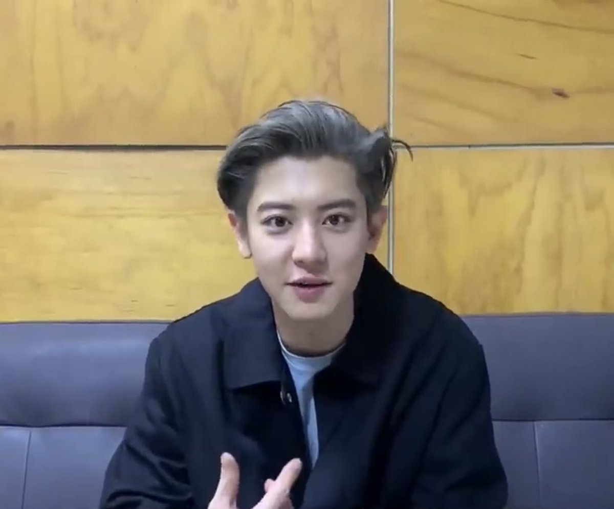 จงอวยชานยอลให้มากกว่าที่พี่เขาอวยตัวเอง tweet media