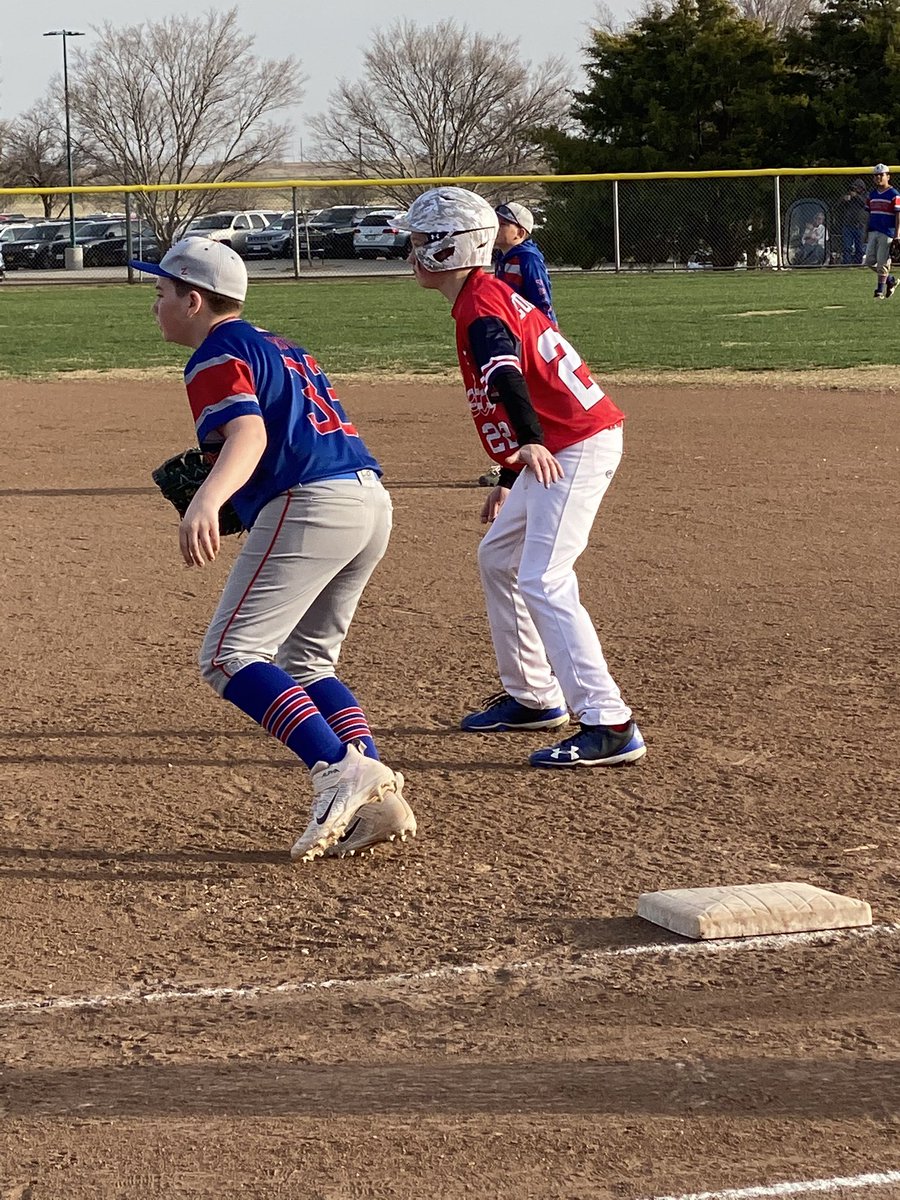 ASalitore's tweet photo. I love watching this kid play! Sitting through cold and windy games watching him do what he loves. https://t.co/yzjIwxHAkD