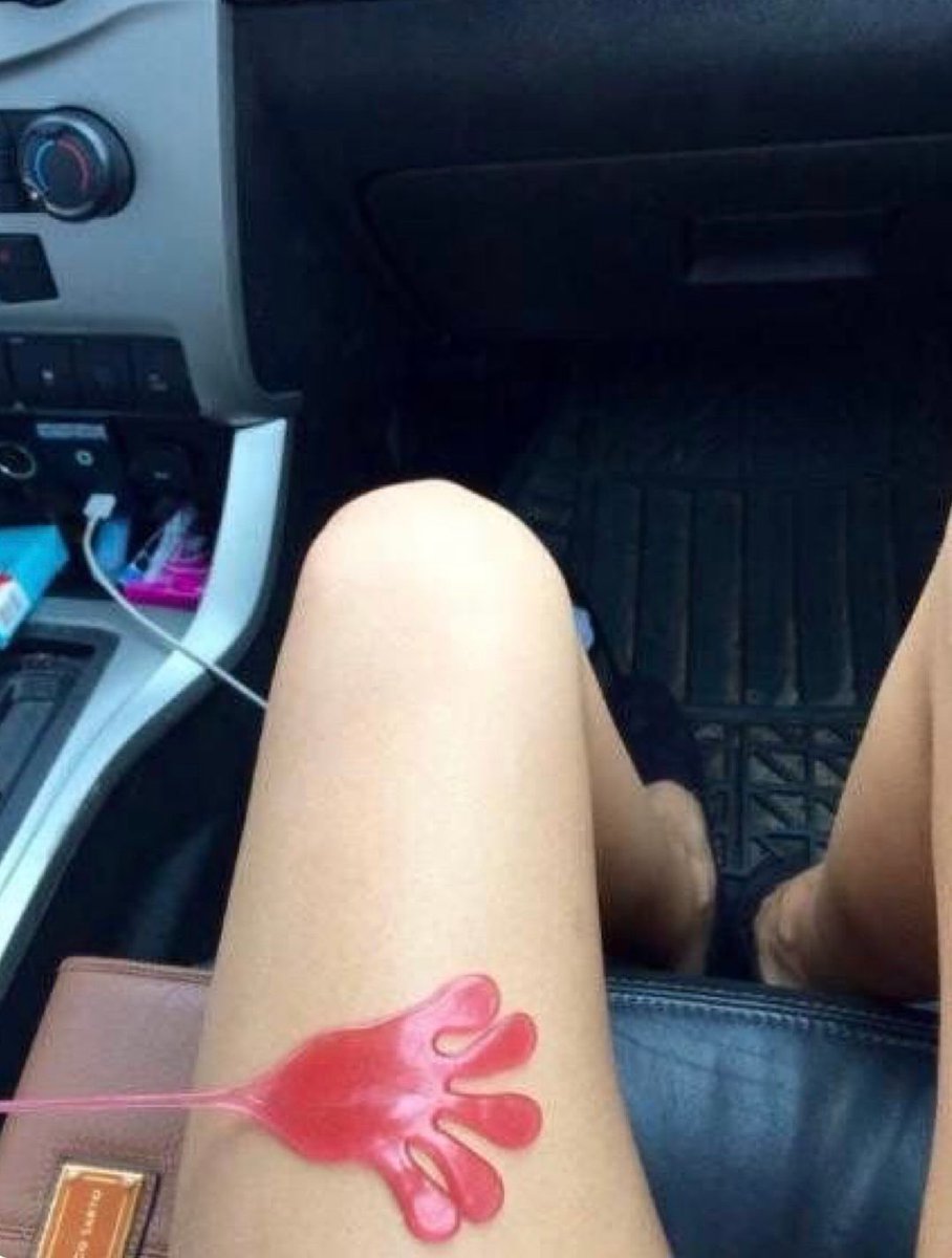 CauseWereGuys's tweet photo. Every girls weakness https://t.co/uxQLWxfwYg