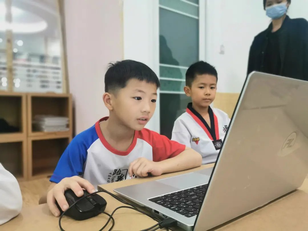 EpcEducation's tweet photo. In 2019, EPC Education expanded to China and incorporated EPC Training China (新创客教育) at Qishi Town(企石镇), Dongguan City(东莞市),  Guangdong Province (广东省). 

In 2021, we are happy to announce that EPC Education welcomes our second branch opening in Qishi Town (企石镇)! https://t.co/MjfocZev5K