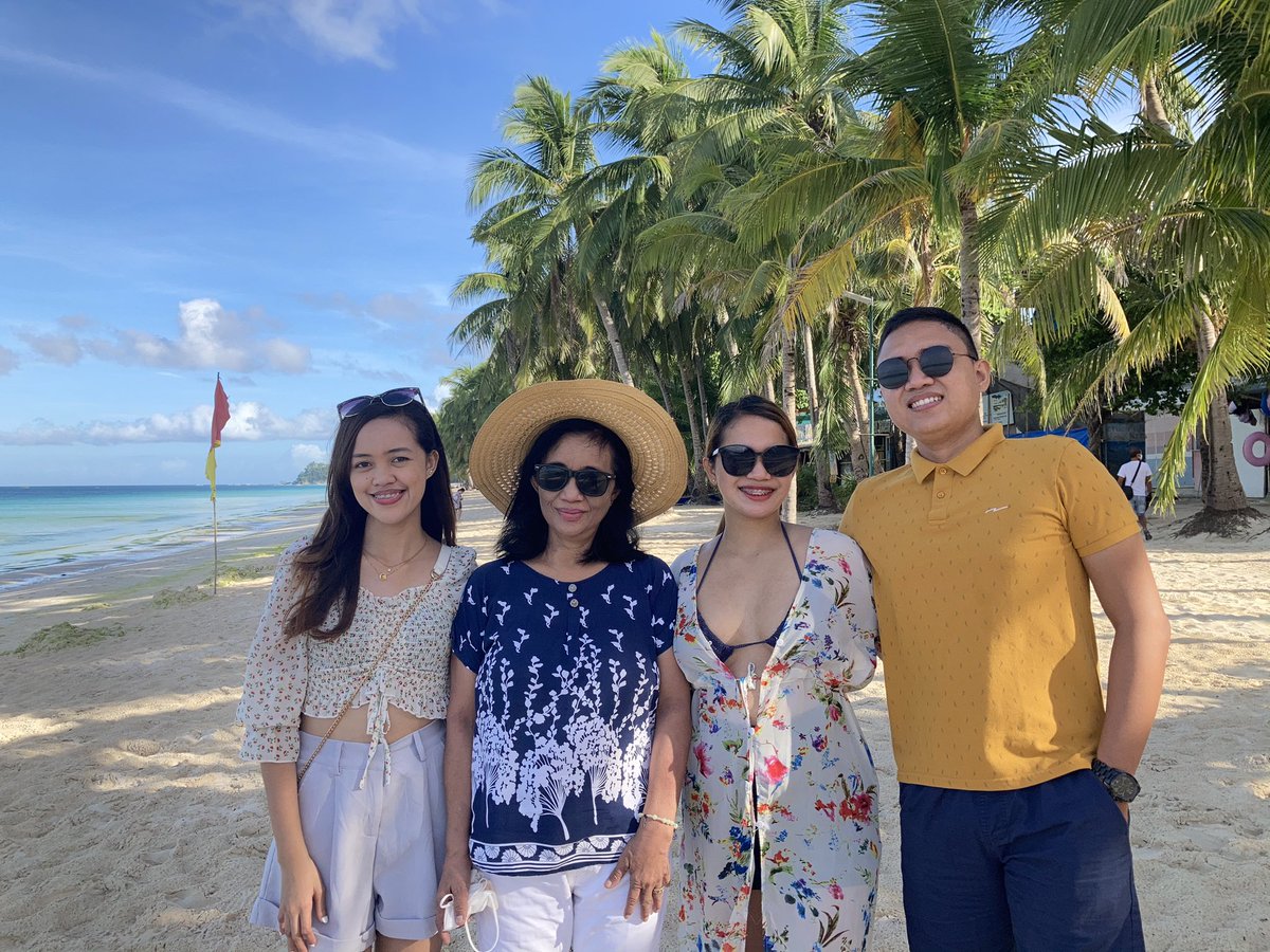 _acedxwts's tweet photo. finally, a staycation with fam. 🤍 https://t.co/5rxueM8cBO