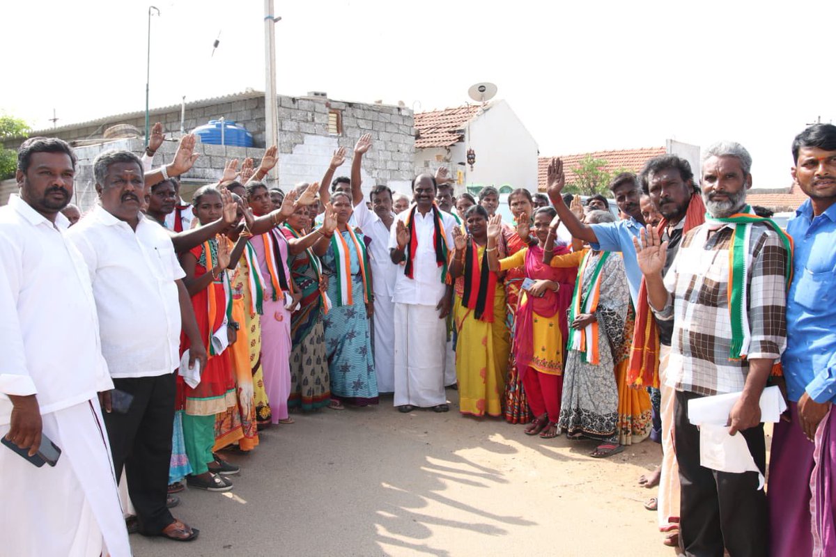 TKittusamy's tweet photo. உடுமலை காமராஜ் நகரில் மக்களை சந்தித்து தேர்தல் பரப்புரை 
#Stalin_for_TN https://t.co/0PcVPsZrSp