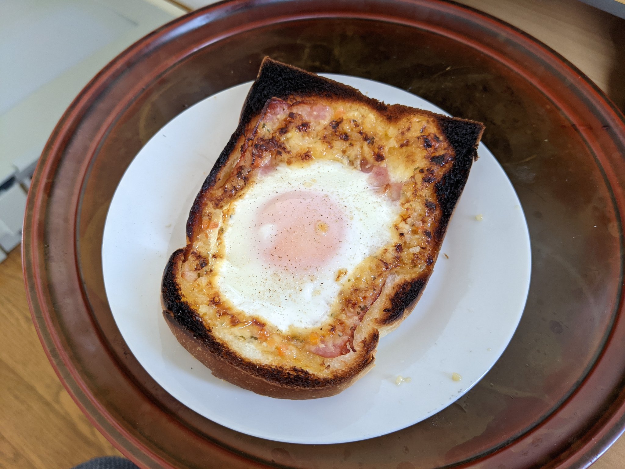 ট ইট র 吉泉知彦 魚焼きグリルで目玉焼きパンを作ったらパンは焦げているのに卵が全然固まってなくて失敗だ 電子レンジで加熱して卵を固めた T Co 74dk7kovbm ট ইট র