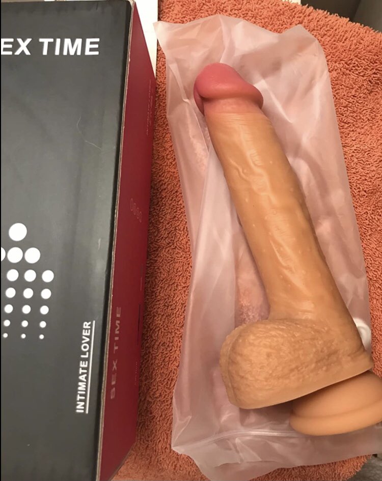 goodvibesonlyog's tweet photo. Who wants to see me ride it ?😝😘 link in profile! .. also, if you’re interested in this thrusting toy use code and link 8WSUZDSX for 20% OFF your Amazon order😇

https://t.co/hxQt4jTQwb https://t.co/EdKO5PiW5Q