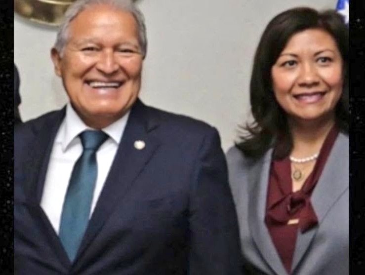 eljusticiero_92's tweet photo. @seorOConnor1 @nayibbukele @NormaJTorres @POTUS This lady should have much more respect for our president, someone who has been legally elected by a people that had been tired for 30 years of supporting corrupt ex-presidents and those that she has blatantly supported as well as countries that are narco-states https://t.co/kG5Uh6TK8N