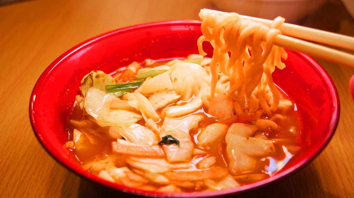 くうしば ラーメンを愛してベンチプレス0キロを目指すおっさん Siba Tan Twitter