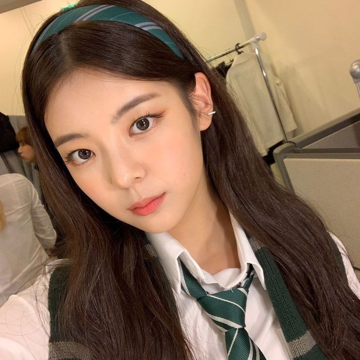 rsthna_'s tweet photo. hii dengan teresa disiniii , akuu baru main rp twitter ni...
telegram@trsathna
.
.
.
.
fmbst?ayokk lah , gass
need apa ajaaa
#roleplayer #roleplayerindo #roleplayeraccount https://t.co/zF2TZdcfzE