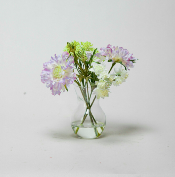 peonyjuliebates's tweet image. We have a little surprise for you this Easter weekend! This striking collection of pieces, lovingly handpicked by Julie, are currently reduced in our Easter flash sale by 20%, until Easter Monday! We hope you enjoy some super faux flower browsing online! #peonyfauxflower #easter