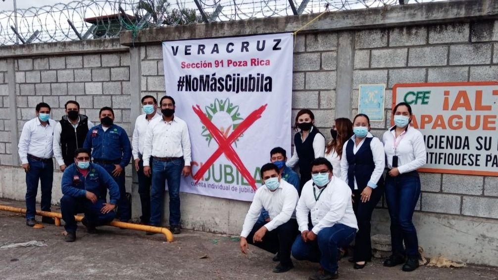 ASuterm's tweet photo. #SumateVeracruzSeccion91_PozaRica
#NoMásCijubila
#MovimientoNacionalSumate
#LasVallesSeránSecciones
#AsociadosSutermistasdelValledeMéxico
@lopezobrador_
@LuisaAlcalde
@SNietoCastillo
@NGomezUrrutiaMX
@mario_delgado
@ManuelBartlett
@DiputadosPTLXIV
@STPS_mx
@CFEmx
@SUTERM_NACIONAL https://t.co/C8DUPtQztf
