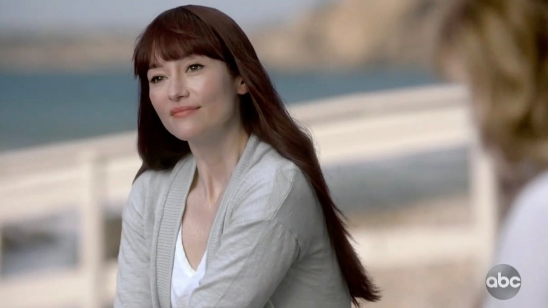 AlyssaFetter's tweet photo. This is the first time I've cried this season 😭 #slexieendgame maybe the beach isnt so bad 😅 #GreysAnatomy https://t.co/hPvih9JuK7