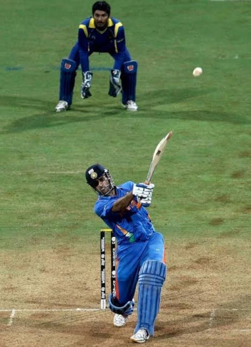 manthanparekh_'s tweet image. Ten long years have passed since winning #WorldCup2011 but still feels like yesterday!!! These Golden Moments are engraved in the memory of every Indian Cricket Fan😍 #10yearsofWorldcup2011